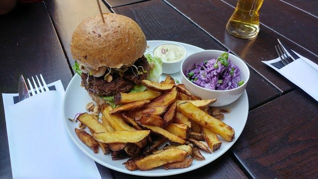 Cooler Club&Food